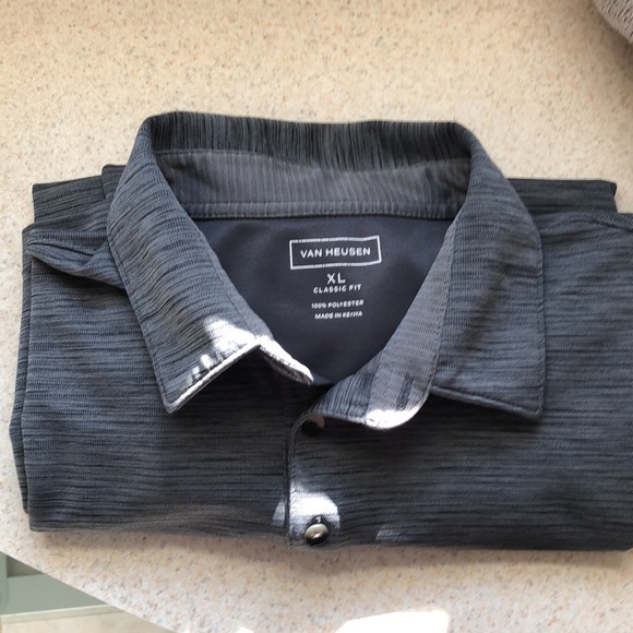 VanHeusen Men’s Shirts - Picture 5 of 6